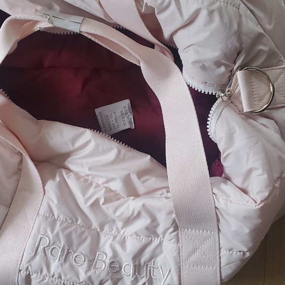 RARE BEAUTY DUFFLE - Picture 4 of 6